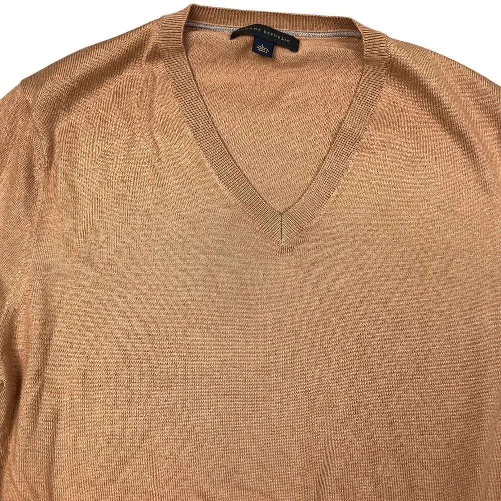 Banana Republic neck sweater